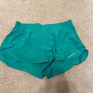 Lululemon Athletica Green Athletic Shorts Moisture-Wicking Lightweight